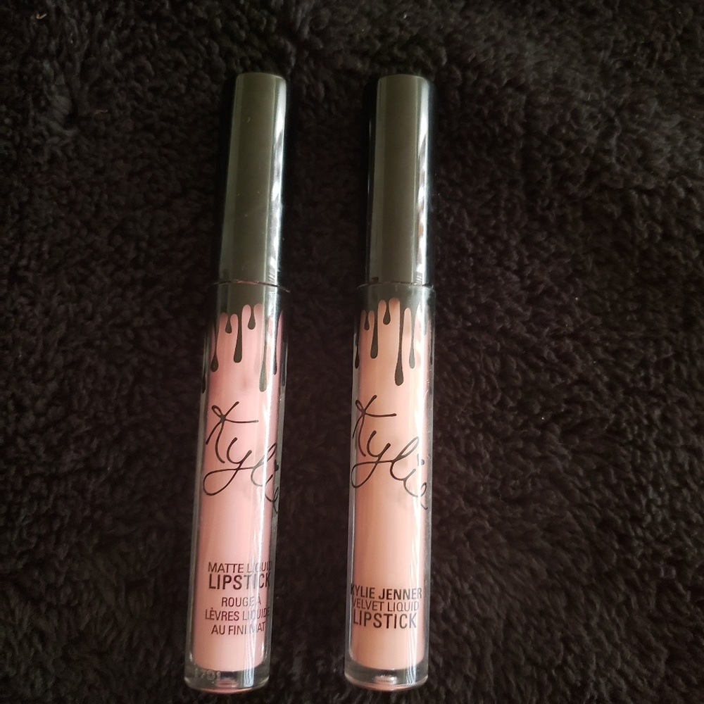 Kylie Jenner Matte Liquid Lipstick Set